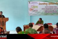 Catur Widianto mengapresiasi kelurahan Mlati Kidul sebagai kelurahan pertama di Kudus yang meluncurkan aplikasi surat pengantar elektronik pertama (Foto : Aik) 