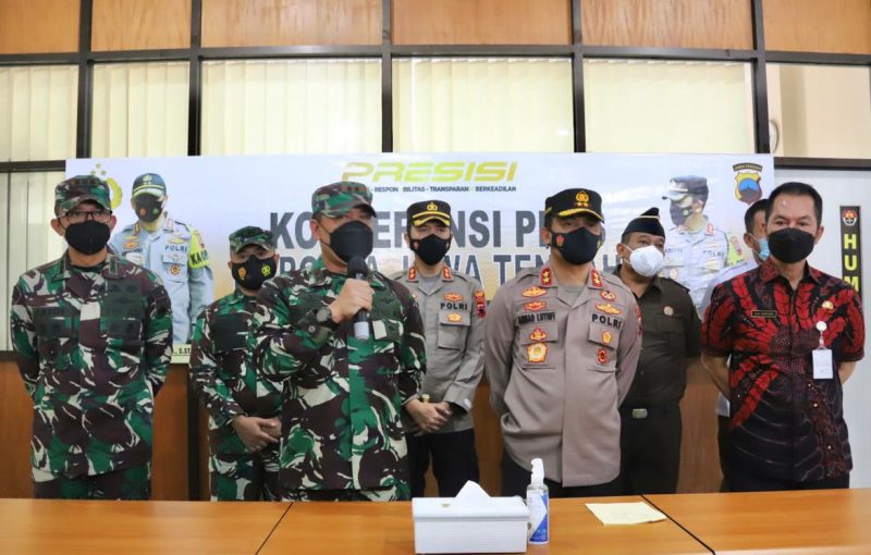 Pangdam IV/Diponegoro Mayjen TNI Rudianto dan Kapolda Jawa Tengah Irjen Pol Ahmad Luthfi (Foto:J02)