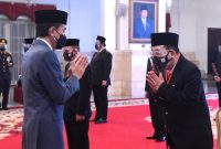 Chairman Pura Group saat menerima penghargaan Bintang Mahaputera  Nararya dari Presiden Republik Indonesia di Istana Negara (Foto:Istimewa)