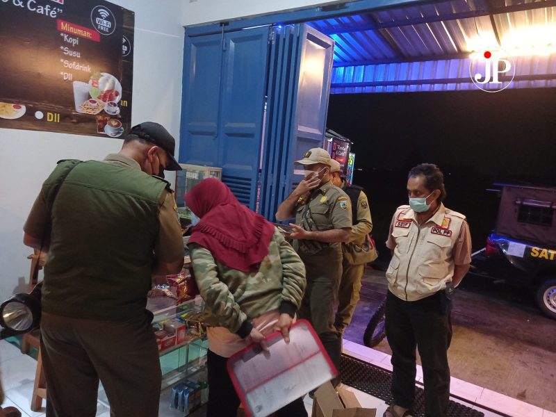 Kepala Satpol PP Kudus Kholied Seif (Foto:J02) 
