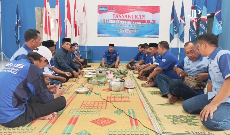 DPC Partai Demokrat Kudus gelar Tasyakuran Hari Kemerdekaan RI di kantor DPC (Foto:Istimewa) 