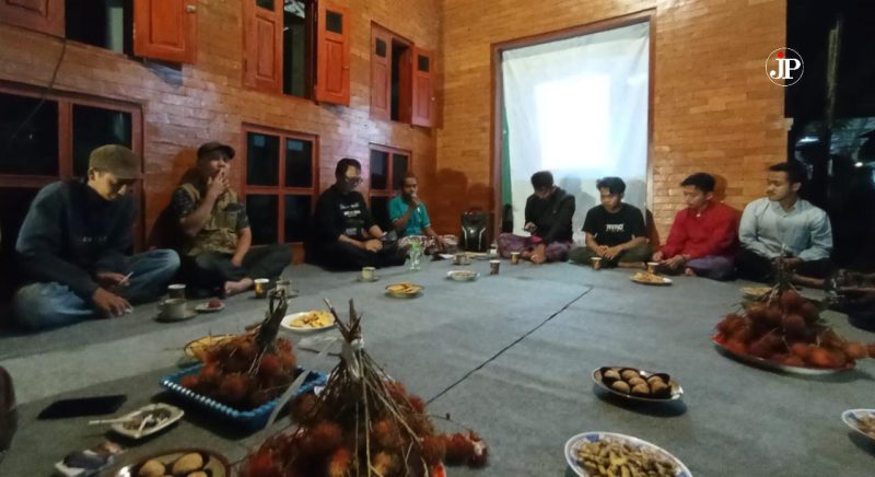 Riset Folklore Muria Diskusi Tapangeli di Kampung Budaya Piji Wetan Kudus. (Foto:Istimewa)