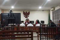 Sidang pembacaan putusan atau vonis perkara dalam kasus dakwaan penyelewengan dana milik YPUMK, yang diselenggarakan di Ruang Sidang Cakra Pengadilan Negeri (PN) Kudus. (Foto:Istimewa)
