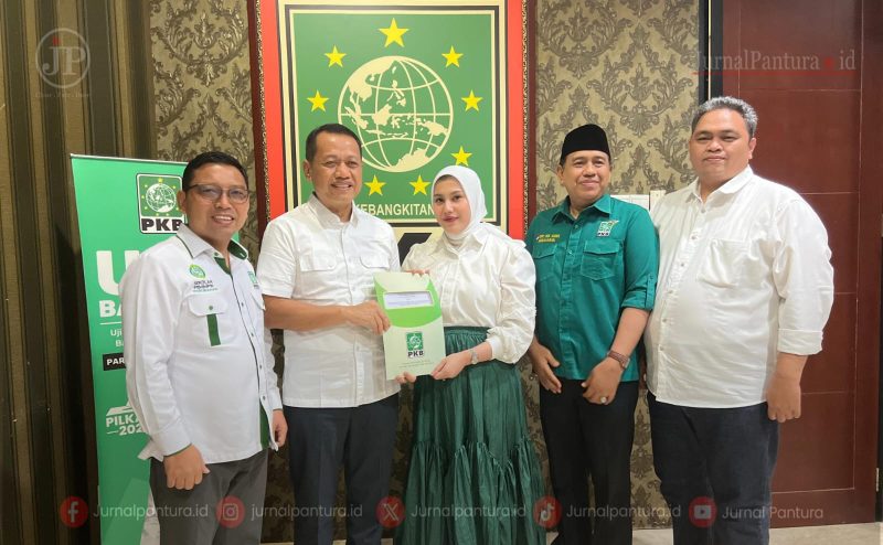 Pasangan Sam'ani-Bellinda menerima Surat Rekomendasi dari DPP PKB (Foto:JP) 