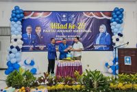 Merayakan Milad ke-26, DPD Partai Amanat Nasional (PAN) Kabupaten Kudus menggelar acara potong tumpeng di kantor DPC PAN Rendeng, Kecamatan Kota Kudus, pada Sabtu malam (31/8/2024).