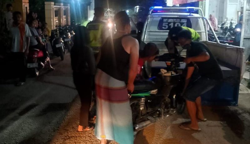 Motor dan pemabuk bersajam diangkut patroli Polsek Jekulo Kudus (Foto:istimewa) 