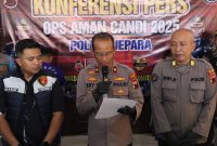 Wakapolres Jepara Kompol Edy Sutrisno, Kasat Reskrim AKP M Faizal Wildan dan Kasi Humas AKP Dwi Prayitna (Foto:Istimewa)