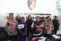 Kapolres Demak AKBP Ari Cahya Nugraha saat Konferensi Pers di Polda Jateng (Foto:Istimewa)