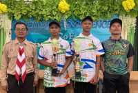  Dua siswa SMK Assa'idiyah, Ahmad Shabilul Ridho dan Muhammad Muhtadal Anam, siap mewakili Kabupaten Kudus dalam ajang Pekan Olahraga Pelajar Daerah (Popda) Provinsi Jawa Tengah Tahun 2025 untuk cabang olahraga panjat tebing. (Foto: J05)