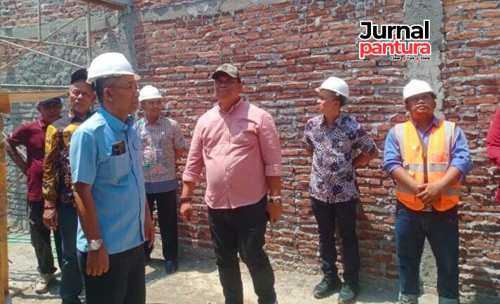 Komisi D Dewan Perwakilan Rakyat Daerah (DPRD) Kabupaten Kudus melakukan inspeksi mendadak (sidak) ke lokasi pembangunan Puskesmas Pembantu (Pustu) Colo, Kecamatan Dawe, pada Selasa, 14/10/2025. (Foto:JP) 