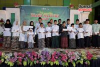34 santri dari Pondok Pesantren penerima beasiswa dari UPZIS Jekulo (Foto:JP)