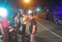 Anggota Polsek Bae mendatangi lokasi begal (Foto:Istimewa)