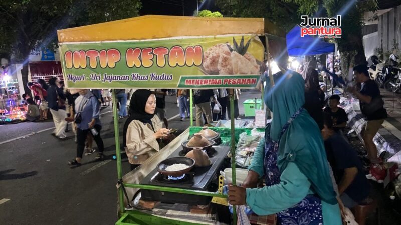 Car Free Night (CFN) di Jalan dr. Ramelan, Kudus. (Foto: J05) 