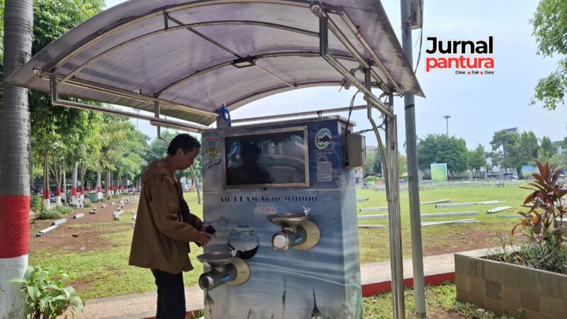 Fasilitas air siap minum yang dikelola PDAM Kudus di Alun-alun Simpang 7 Kudus, (Foto: JP)