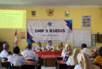 Sosialisasi program pertukaran pelajar yang berlangsung di SMP 5 Kudus, Rabu, 10/12/2025. (Foto: J05) 