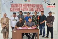 KDMP Jati Wetan, Kecamatan Jati, Kabupaten Kudus resmi bekerjasama dengan PT Hambalang Kertajaya. (Foto: J05) 