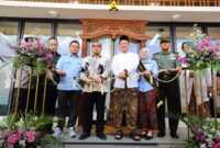 Bupati Kudus Sam'ani Intakoris meresmikan gedung Perpustakaan Daerah (Foto:JP)