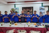 Kebersamaan pengurus DPD Partai Gema Bangsa Kudus, Jepara, dan Demak usai pertemuan konsolidasi di Kudus, Minggu (1/2/2026). Tiga kabupaten satu dapil ini sepakat memperkuat soliditas dan menuntaskan pembentukan kepengurusan hingga tingkat ranting sebagai persiapan verifikasi partai. (Foto: JP)