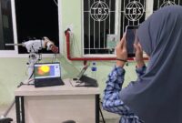 Pemantauan gerhana bulan total di Gedung Serbaguna TBS lantai V Kabupaten Kudus. (Foto: J05) 