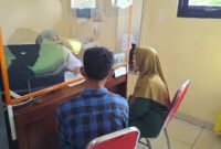 Anand dan Ibu menjalani pemeriksaan kesehatan di RSUD Kudus. (Foto: Istimewa) 