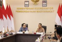 Bupati Kudus Sam'ani Intakoris bertemu Deputi I Kemenko PM Bidang Pemberdayaan Ekonomi Masyarakat dan Pelindungan Pekerja Migran Leontinus Alpha Edison (Foto:Kominfo)