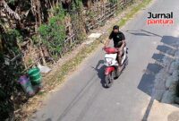 Pencurian motor Beat di Loram terekam CCTV (Foto:JP)