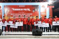 Jajaran pengurus DPC, anggota fraksi, PAC hingga pengurus ranting mengikuti Musancab PDI Perjuangan Kabupaten Kudus (Foto: JP)