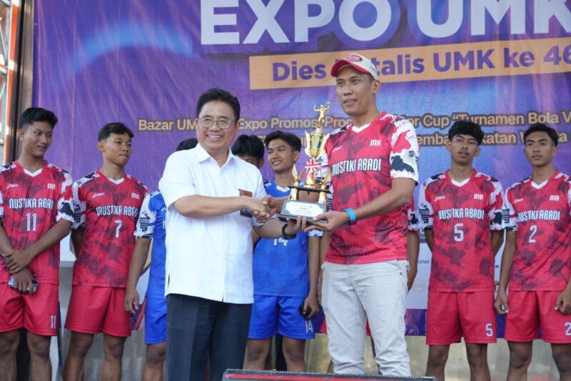 Tim voli SMA NU Al Ma’ruf Kudus raih juara Rektor Cup Universitas Muria Kudus (UMK) 2026. (Foto: Istimewa) 