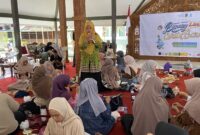 Workshop pemanfaatan kain perca menjadi produk bernilai ekonomis di Pendapa Rumah Dinas Wakil Bupati Kudus. (Foto: J05)