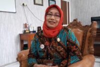dr Aviani tritanti venusia Kepala dinsos P3AKB. (Foto: JP)