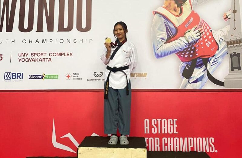 Evyta Novellia Putri, mahasiswi Program Studi Psikologi Universitas Muria Kudus (UMK), yang berhasil menorehkan prestasi pada ajang Gubernur Jateng Cup Taekwondo Open Tournament 2026. (Foto: Istimewa) 