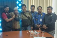 Foto bersama saat kesepakatan damai. Foto: JP