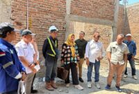 Komisi D DPRD Kabupaten Kudus melakukan inspeksi mendadak (sidak) terhadap proyek pembangunan Gedung UGD dan Rawat Inap Puskesmas Jekulo, Rabu, 12/8/2026. (Foto: J02) 