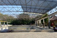 Rehabilitasi Kolam renang Wergu Wetan di Kabupaten Kudus. (Foto: J05) 