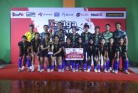 Tim Private Futsal Club berfoto bersama usai menerima penghargaan sebagai juara pertama kategori putri IFL Series 1 Batch Kudus 2026 di GOR Bung Karno Kudus, Minggu (30/8/2026) malam. (Foto: Panitia IFL)