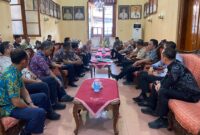 PT Kereta Api Indonesia (Persero) Daerah Operasi (Daop) 4 Semarang bersama Pemerintah Kabupaten (Pemkab) Kudus membahas keberlanjutan pemanfaatan sejumlah aset milik PT KAI yang berada di wilayah Kabupaten Kudus. (Foto: J05) 
