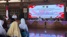 Kegiatan optimalisasi peran masyarakat untuk deteksi dini dan antisipasi gangguan keamanan terhadap kelompok radikal yang berlangsung di Pendapa Kabupaten Kudus, Rabu, 16/9/2026. (Foto: J05) 