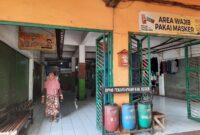 Kondisi pasar Bitingan yang juga menyumbang PAD sektor pasar di Kabupaten Kudus. (Foto: J05) 