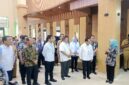 Wakil Menteri Kesehatan Republik Indonesia Benyamin Paulus Oktavianus mengunjungi Rumah Sakit Umum Daerah (RSUD) dr. Loekmono Hadi Kabupaten Kudus, Selasa, 13/10/2026. (Foto: J05) 