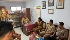 Wakil Bupati Kudus, Bellinda Birton meninjau SD 3 Bulungcangkring. (Foto: J05) 