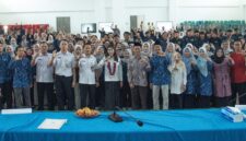 Foto Bersama saat acara Seminar Kesehatan Mental yang digelar HMPS BKPI UIN Sunan Kudus di Laboratorium Terpadu Lantai 5, Rabu (21/10/2026). Foto: ist