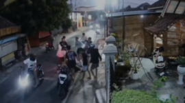 Capture CCTV warga.