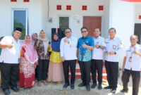 PT Djarum menyerahkan manfaat program Rumah Sederhana Layak Huni (RSLH) kepada warga penerima di Kabupaten Pati, Rabu (21/10/2026). Sebanyak 12 rumah di Desa Purwosari, Kecamatan Tlogowungu, dan Desa Cengkalsewu, Kecamatan Sukolilo, direnovasi dan dibangun ulang dengan total bantuan mencapai Rp840 juta. Foto: PT. Djarum