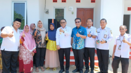 PT Djarum menyerahkan manfaat program Rumah Sederhana Layak Huni (RSLH) kepada warga penerima di Kabupaten Pati, Rabu (21/10/2026). Sebanyak 12 rumah di Desa Purwosari, Kecamatan Tlogowungu, dan Desa Cengkalsewu, Kecamatan Sukolilo, direnovasi dan dibangun ulang dengan total bantuan mencapai Rp840 juta. Foto: PT. Djarum